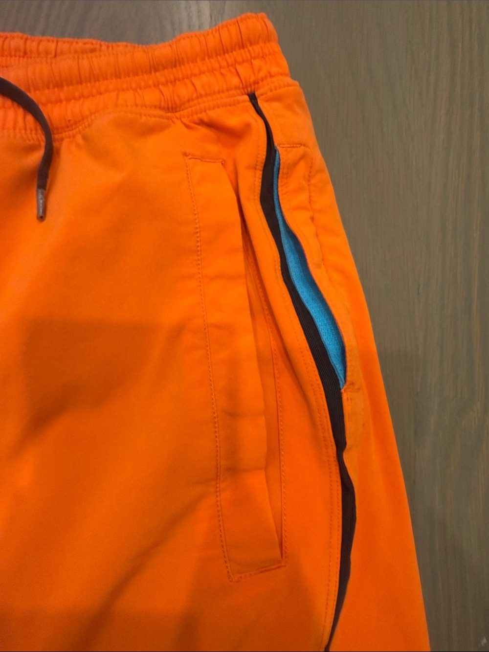 lululemon athletica Men’s Athletic Shorts in Bright Orange with Black Trim - Picture 3 of 6